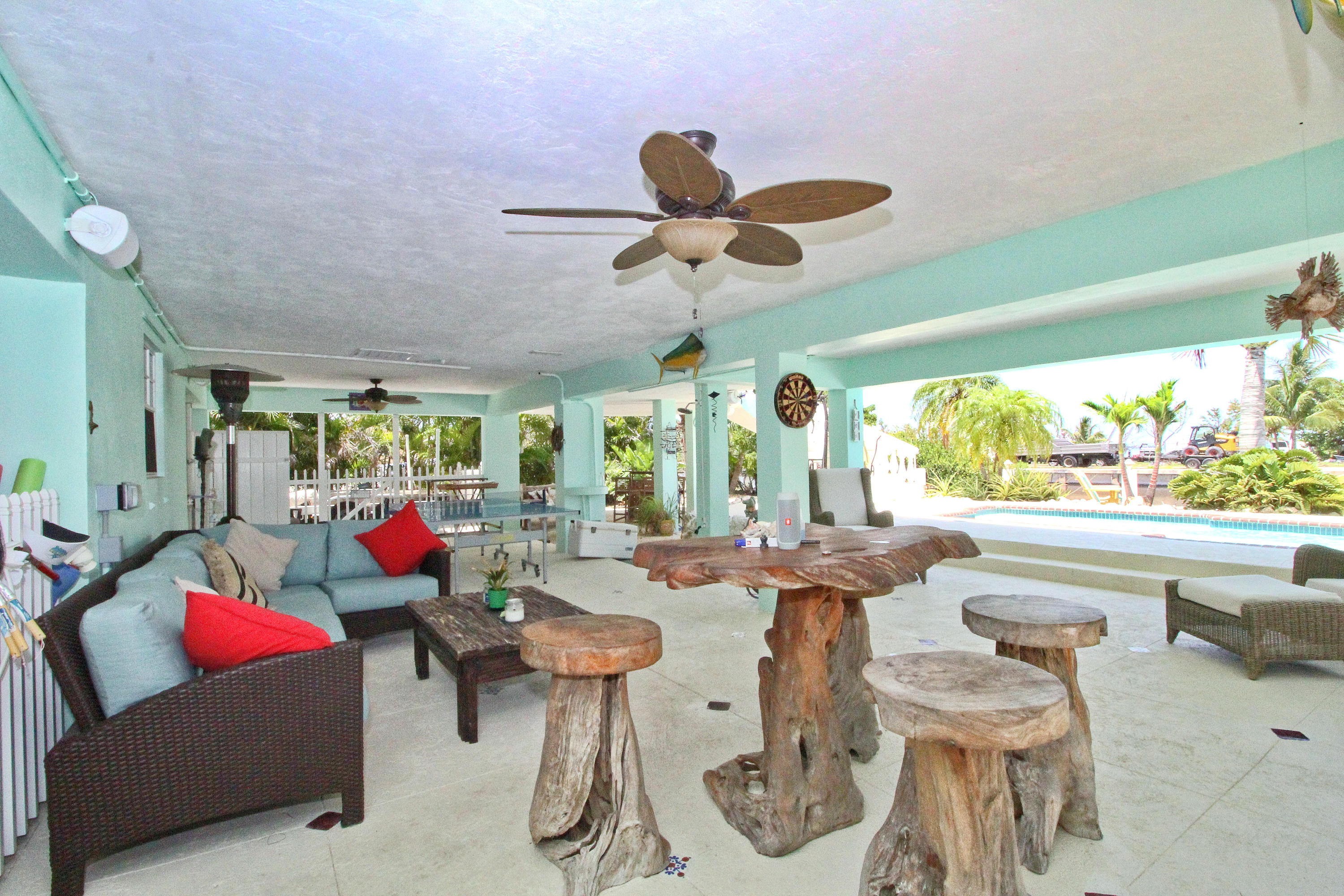 558 Sombrero Beach Road Marathon, FL 33050 - Photo 45 of 55 Open/Covered Living