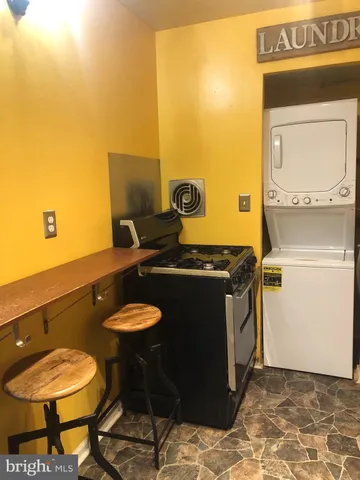 $170,000 | 5540 Karen Elaine Drive, Unit 1647, Hyattsville, MD 20784