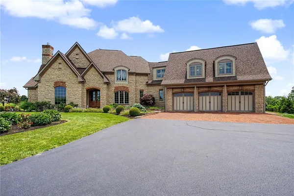 $1,500,000 | 3051 East Spring Valley Paintersville Road, Xenia, OH 45385