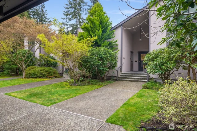 $590,000 | 1606 Northeast 140th Street, Unit N4, Seattle, WA 98125