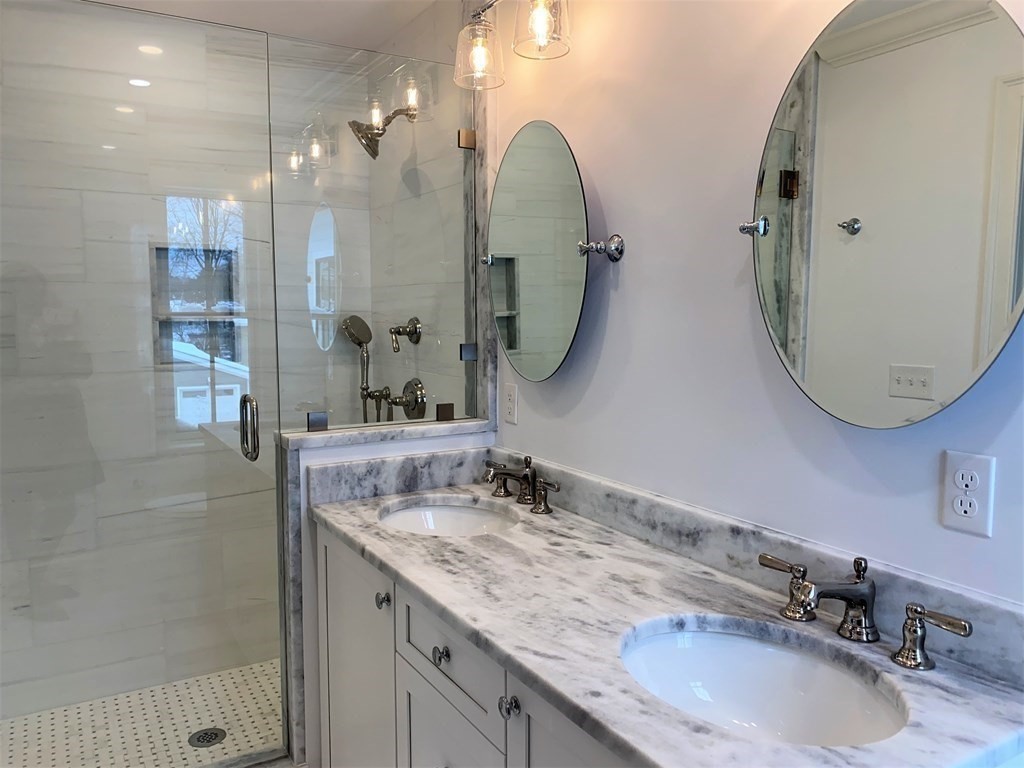 29 Linden Street, Unit 29 Needham, MA 02492 - Photo 20 of 38 Gallery Image 20