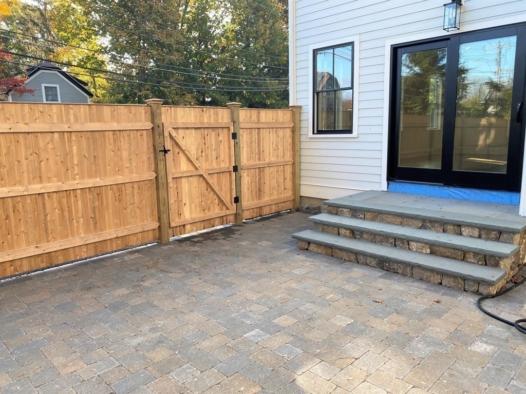 29 Linden Street, Unit 29 Needham, MA 02492 - Photo 32 of 38 Gallery Image 32