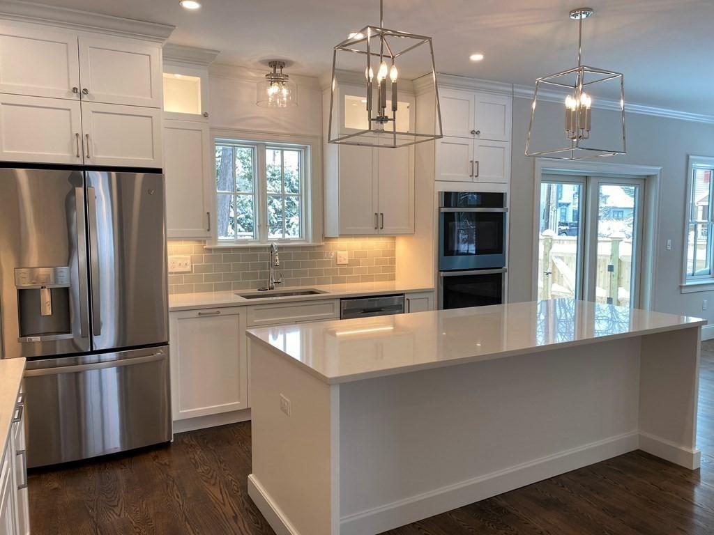 29 Linden Street, Unit 29 Needham, MA 02492 - Photo 9 of 38 Gallery Image 9