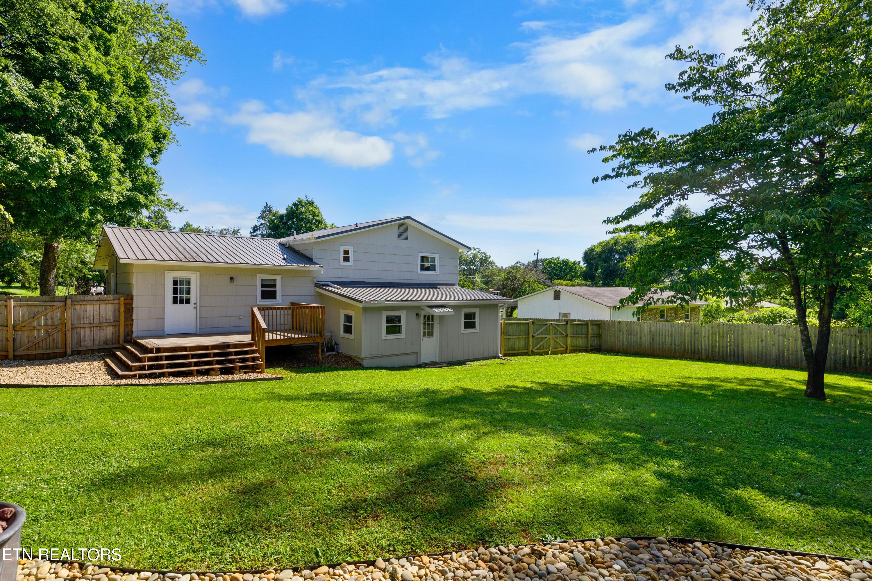 4913 Malta Road Knoxville, TN 37921 - Photo 26 of 27 030A4874