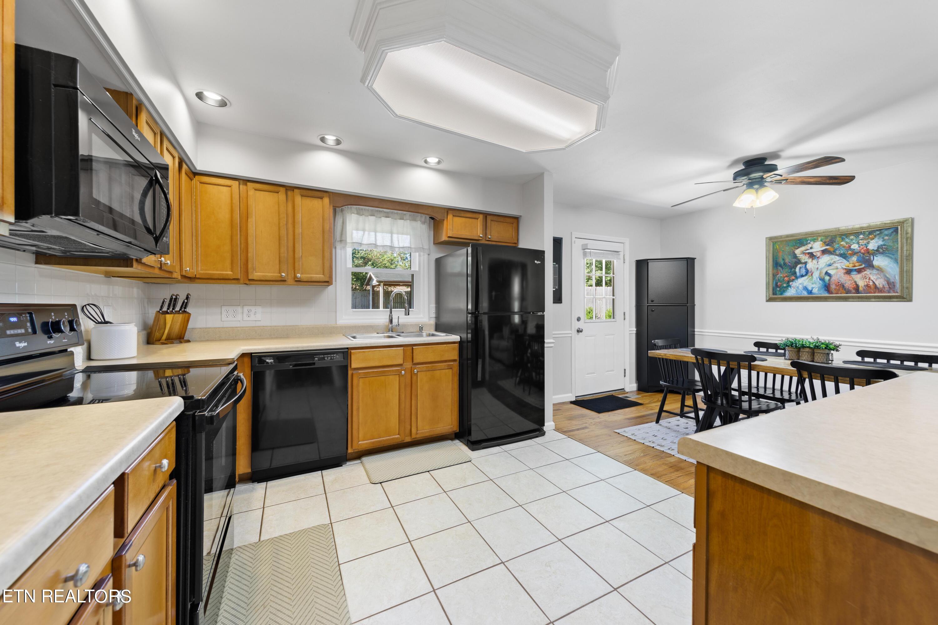 4913 Malta Road Knoxville, TN 37921 - Photo 8 of 27 030A4714