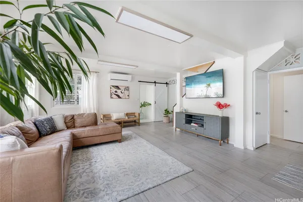 $1,805,000 | 1237 Hele Street, Kailua, HI 96734