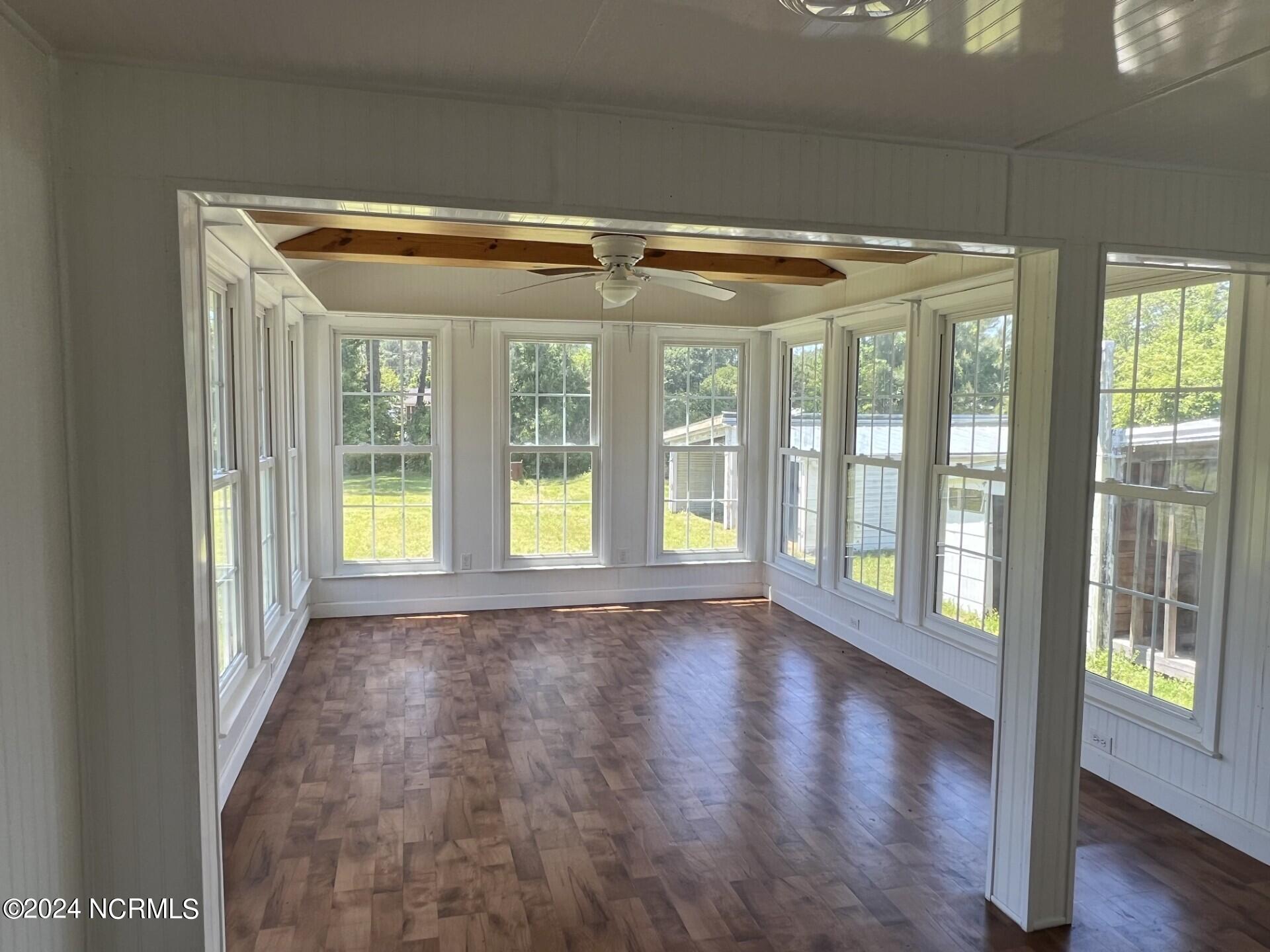 107 Eason Lane Elizabeth City, NC 27909 - Photo 13 of 25 Sunroom