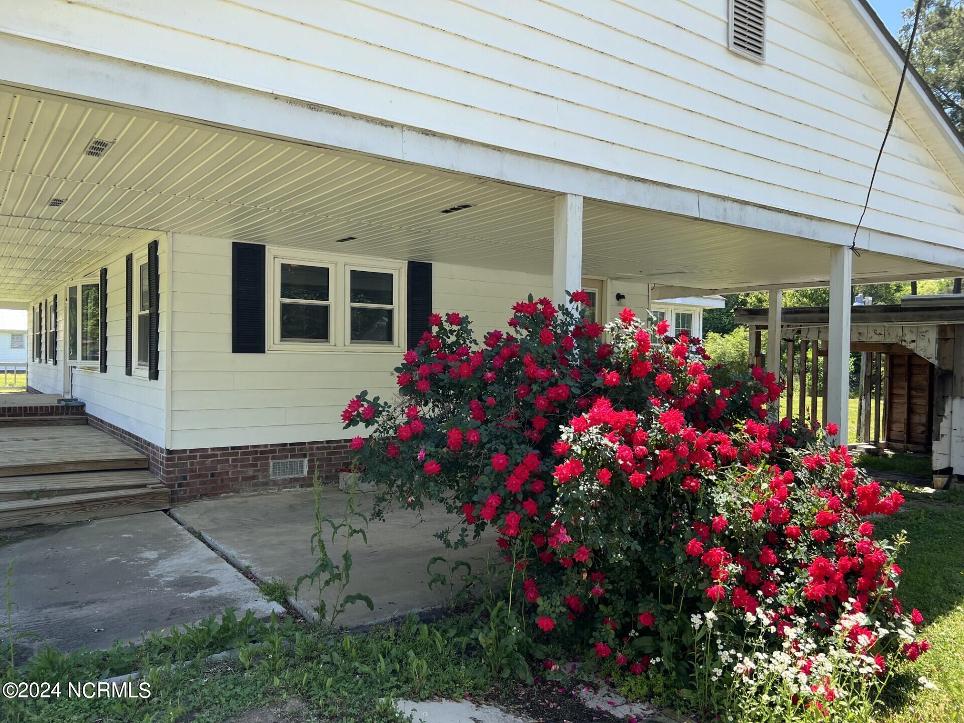 107 Eason Lane Elizabeth City, NC 27909 - Photo 6 of 25 Carport Area