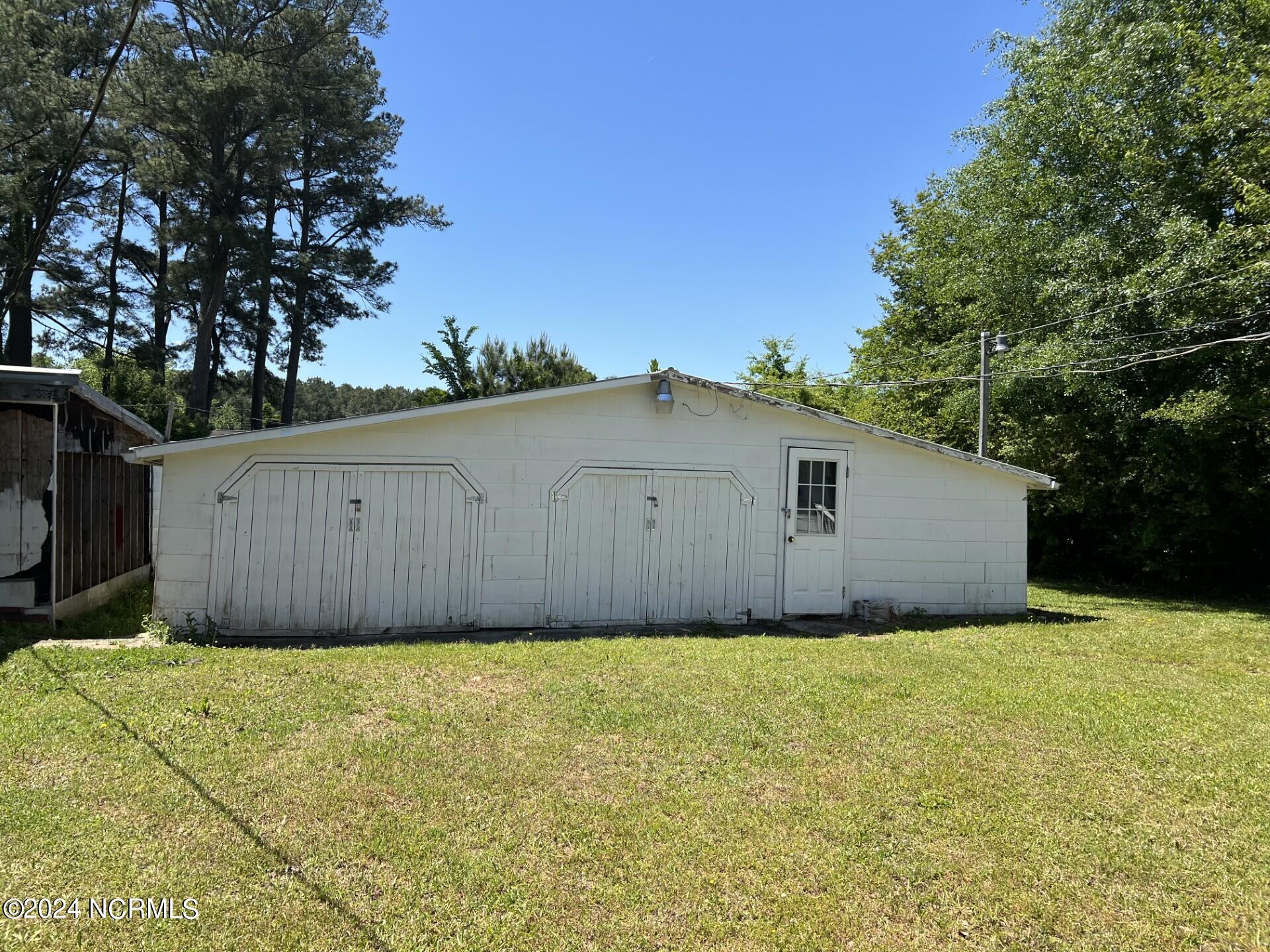107 Eason Lane Elizabeth City, NC 27909 - Photo 7 of 25 Storage Building