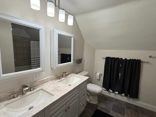 $164,900 | 743 11th Street, Beloit, WI 53511