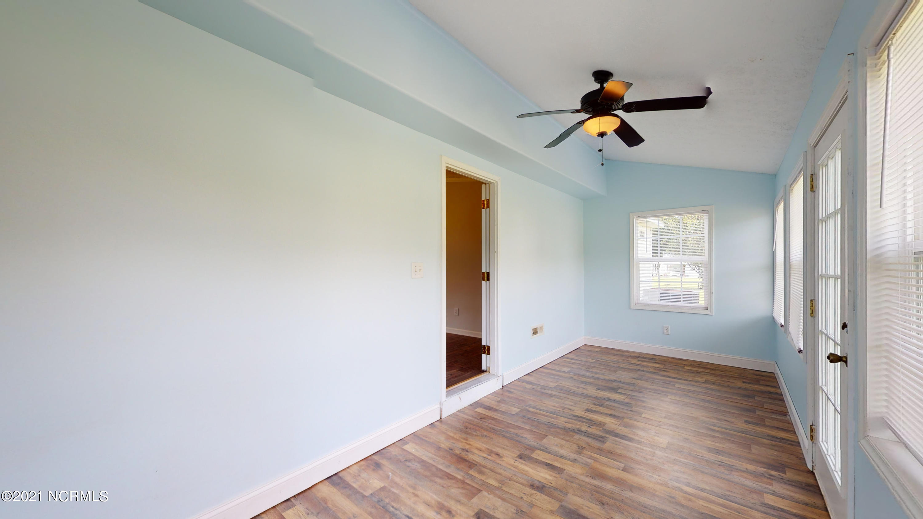 150 Great Neck Road Havelock, NC 28532 - Photo 29 of 50 150 GREAT NECK RD-36
