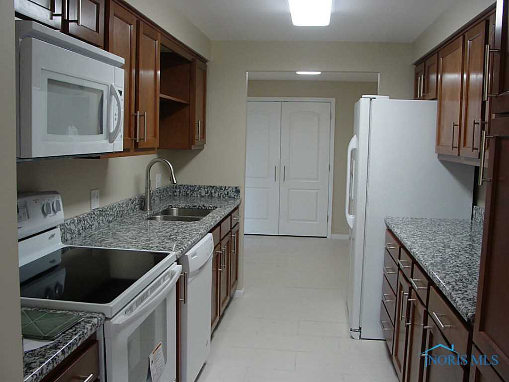 8980 Mandell Road Perrysburg, OH 43551 - Photo 10 of 18 Gallery Image 10