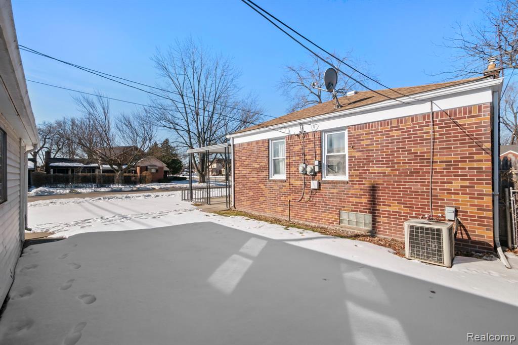 7739 Rosedale Boulevard Allen Park, MI 48101 - Photo 27 of 28