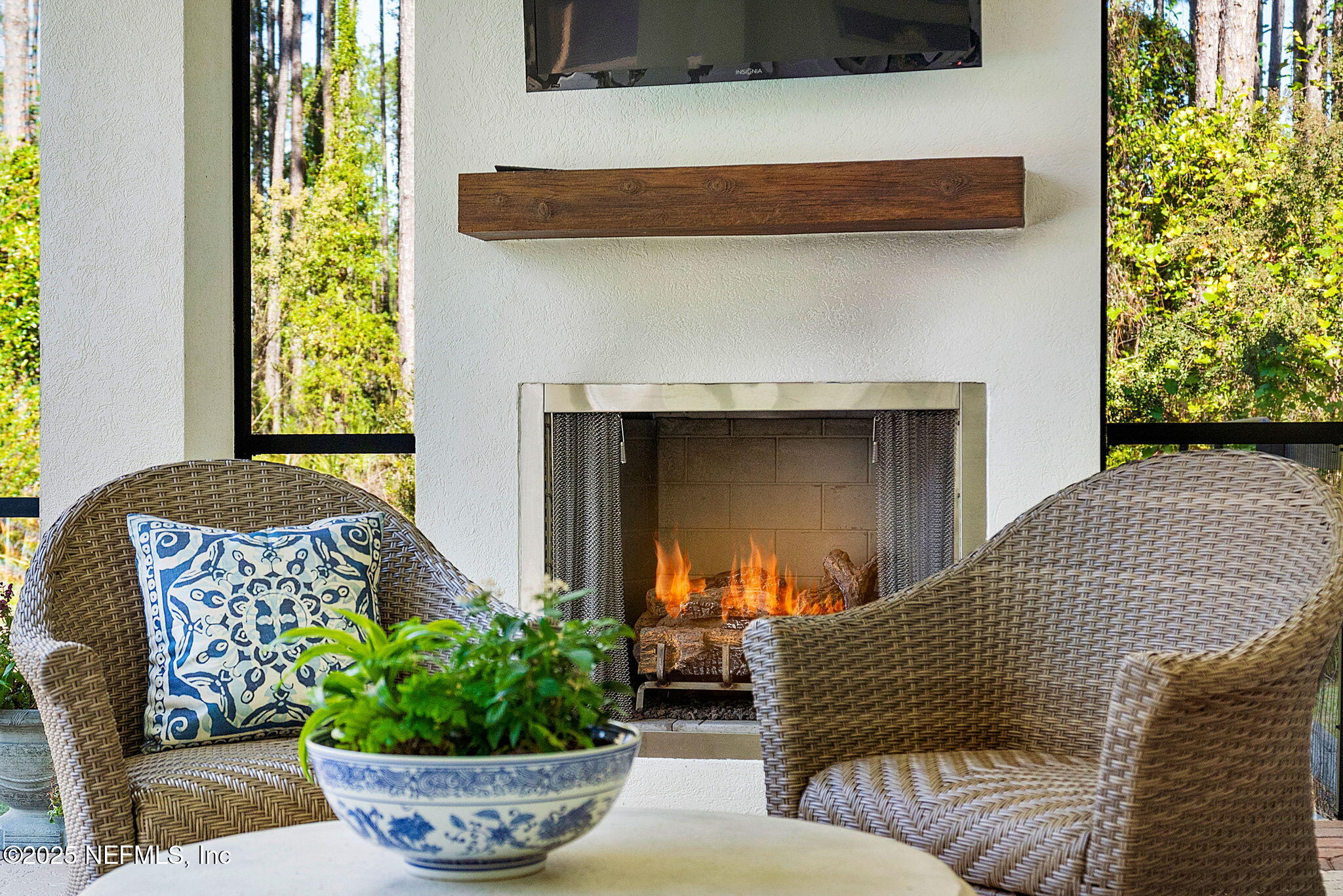 139 Foxcraft Street St. Augustine, FL 32092 - Photo 31 of 93 Gas Fireplace