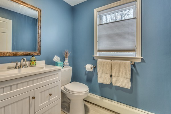 22 Heather Way Sharon, MA 02067 - Photo 12 of 29 Gallery Image 12