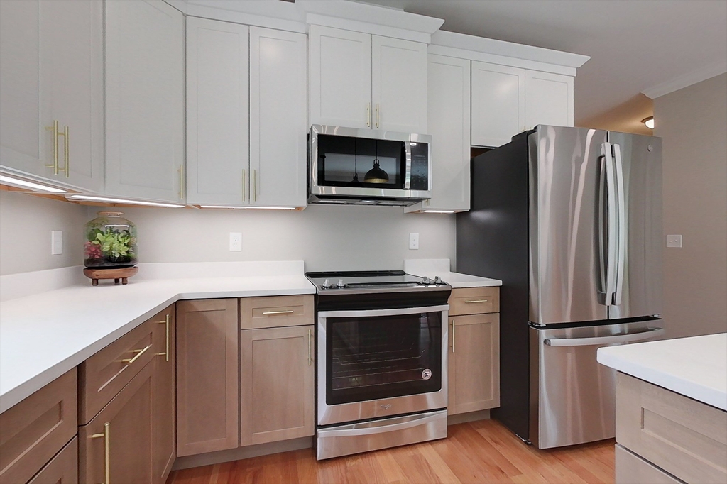 10 Pleasant Street Templeton, MA 01436 - Photo 4 of 42