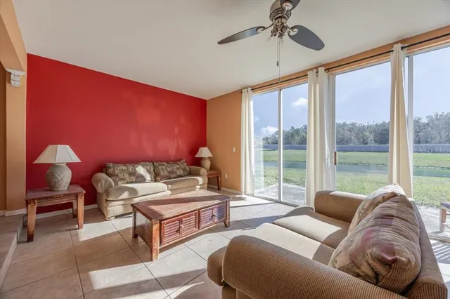 $1,850 | 203 Coco Plum Drive, Unit MAIN, Davenport, FL 33897