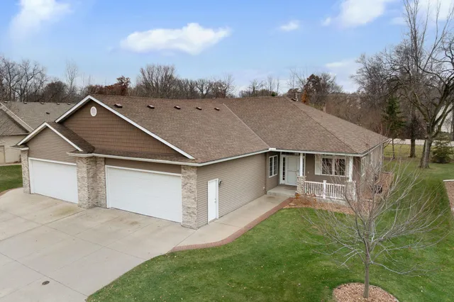 $448,500 | 1985 Raspberry Ridge Place Northeast, Owatonna, MN 55060