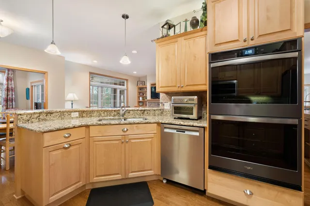 $448,500 | 1985 Raspberry Ridge Place Northeast, Owatonna, MN 55060