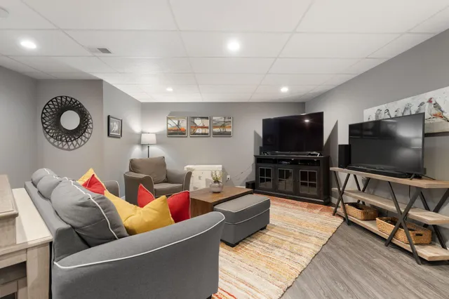 $448,500 | 1985 Raspberry Ridge Place Northeast, Owatonna, MN 55060