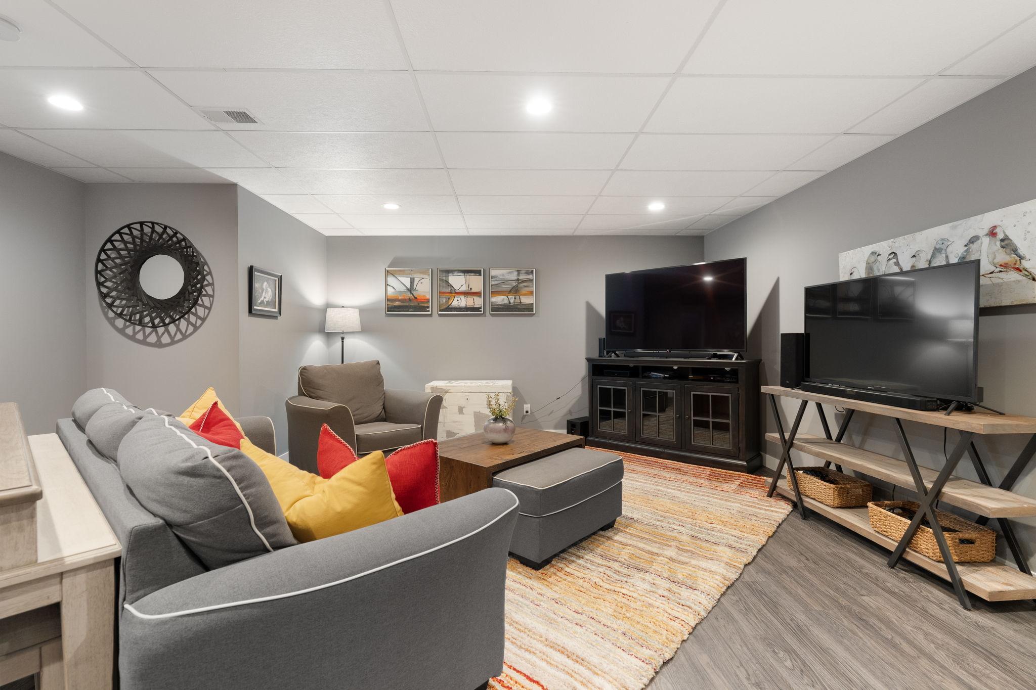 1985 Raspberry Ridge Place Northeast Owatonna, MN 55060 - Photo 43 of 52