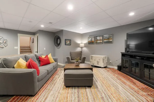 $448,500 | 1985 Raspberry Ridge Place Northeast, Owatonna, MN 55060