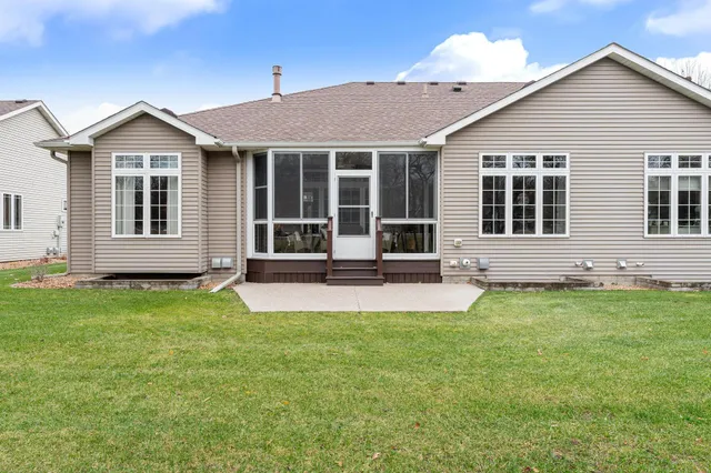 $448,500 | 1985 Raspberry Ridge Place Northeast, Owatonna, MN 55060