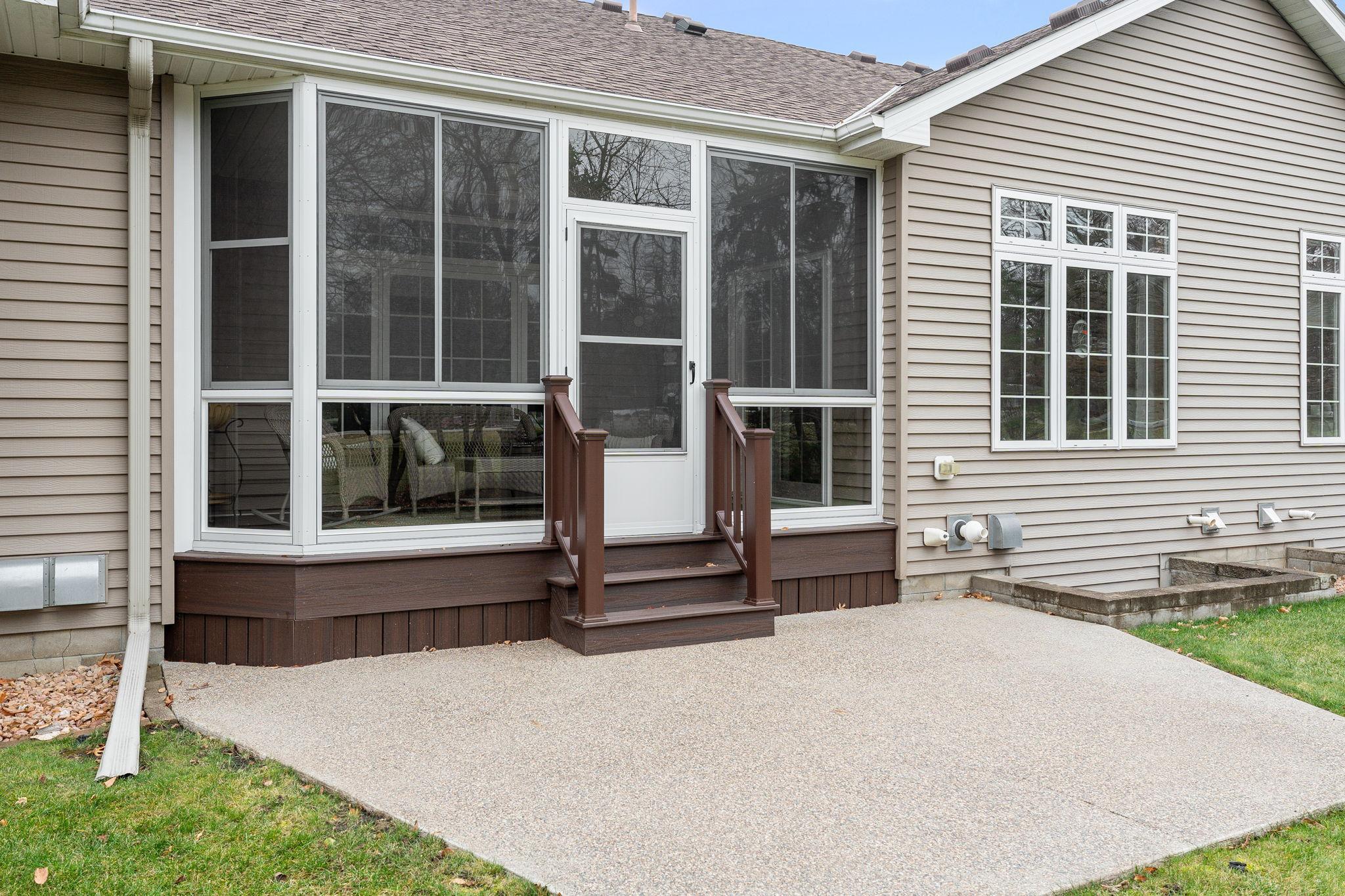 1985 Raspberry Ridge Place Northeast Owatonna, MN 55060 - Photo 10 of 52