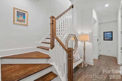$1,075,000 | 744 Amalfi Drive, Davidson, NC 28036