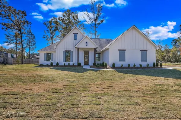 $417,000 | 664 Popsi Lane, Stonewall, LA 71078