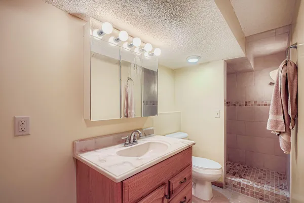 $649,000 | 1745 Duluth Street, Maplewood, MN 55109