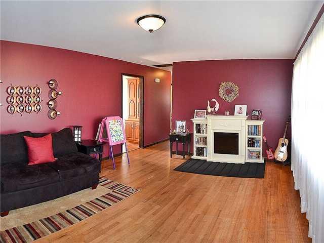 67 Weber Road Greenfield, IN 46140 - Photo 3 of 14 Gallery Image 3