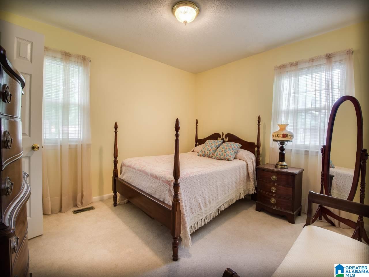 2476 Watson Road Birmingham, AL 35235 - Photo 5 of 17