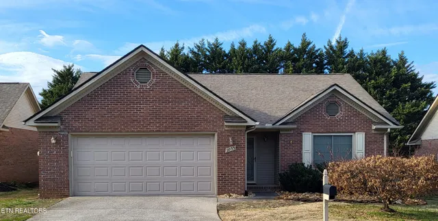 $425,000 | 2033 Cochran Place, Maryville, TN 37803