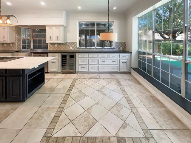 $792,000 | 6804 Savannah Lane, Fort Worth, TX 76132