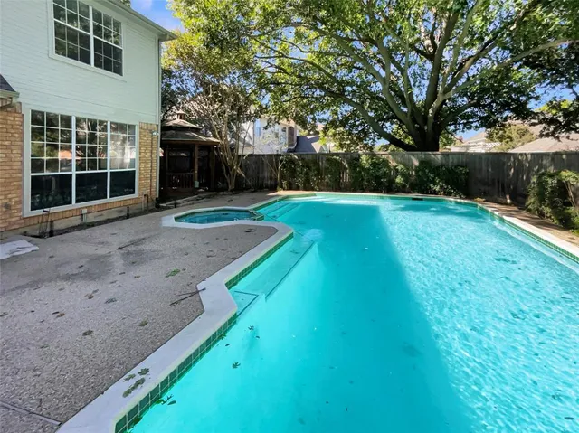 $792,000 | 6804 Savannah Lane, Fort Worth, TX 76132