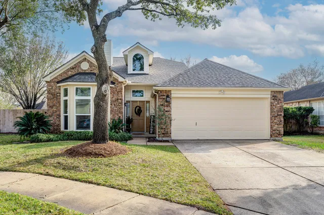 $310,000 | 10222 Crooks Way Court, Houston, TX 77065