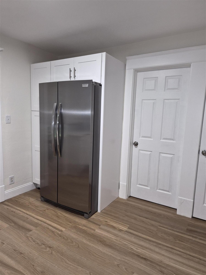 317 North Grant Avenue Three Rivers, MI 49093 - Photo 7 of 19