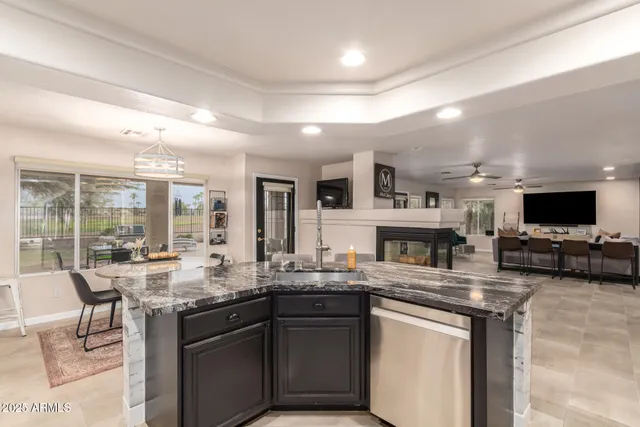 $840,000 | 2656 East Appaloosa Street, Gilbert, AZ 85296