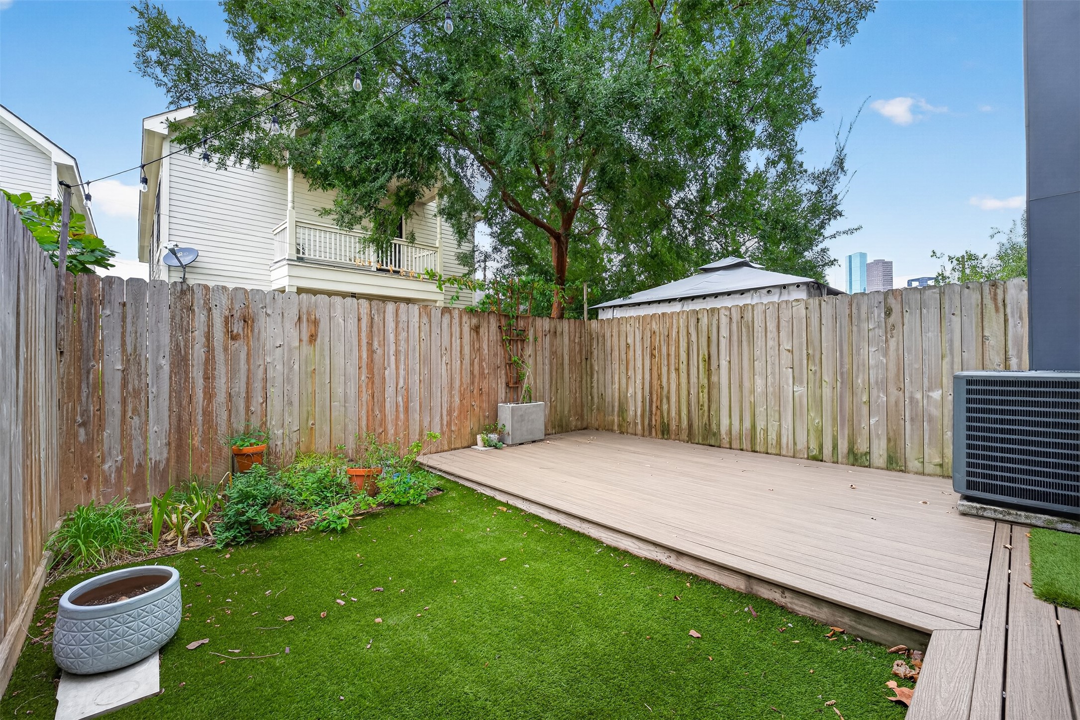 1618 Ruthven Street Houston, TX 77019 - Photo 39 of 41 Gallery Image 39