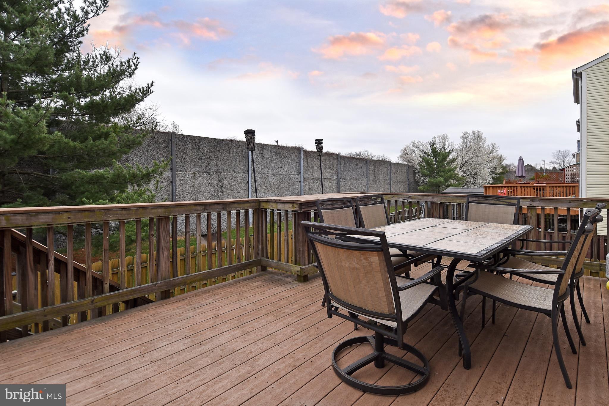 6983 Villa-Del-Rey Court Springfield, VA 22150 - Photo 21 of 30 Exterior (Rear)
