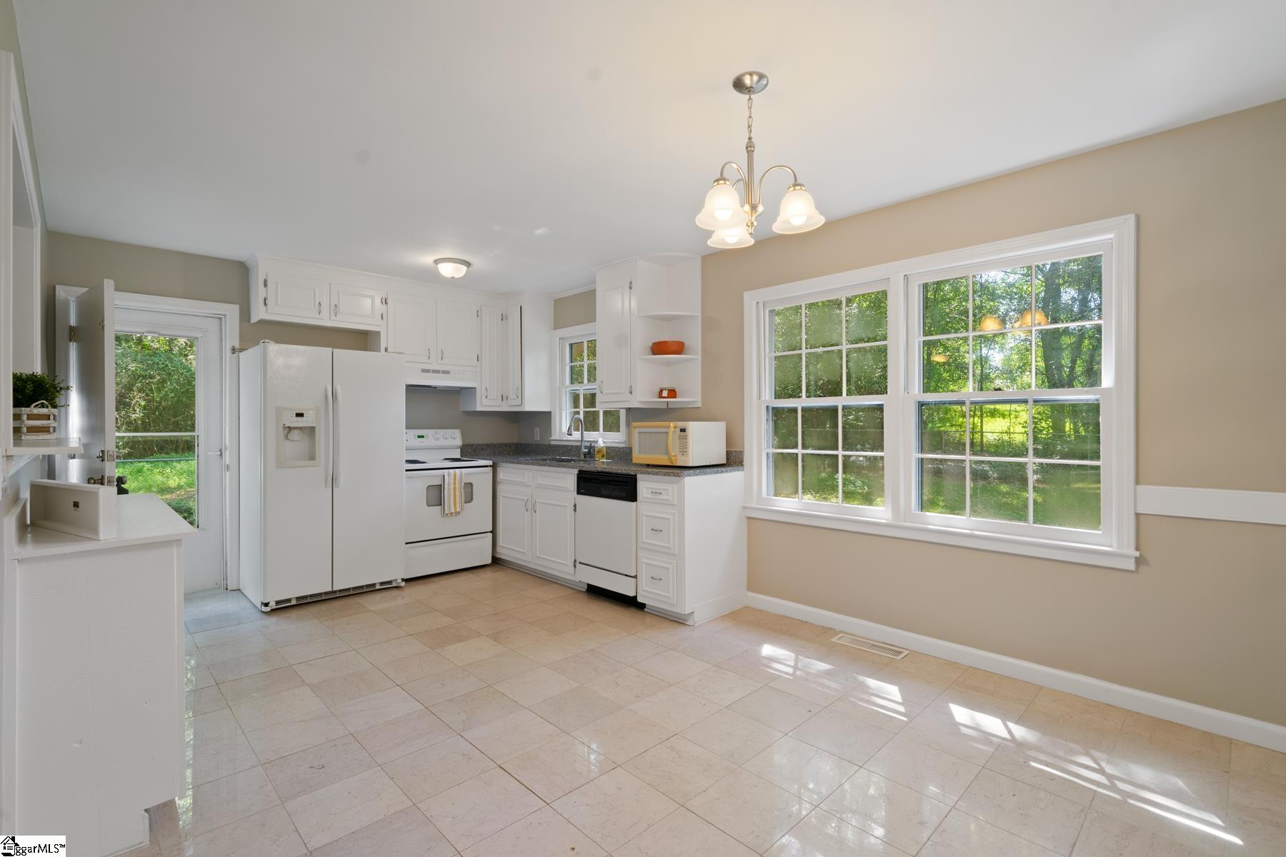 1114 White Street Pendleton, SC 29670 - Photo 11 of 23