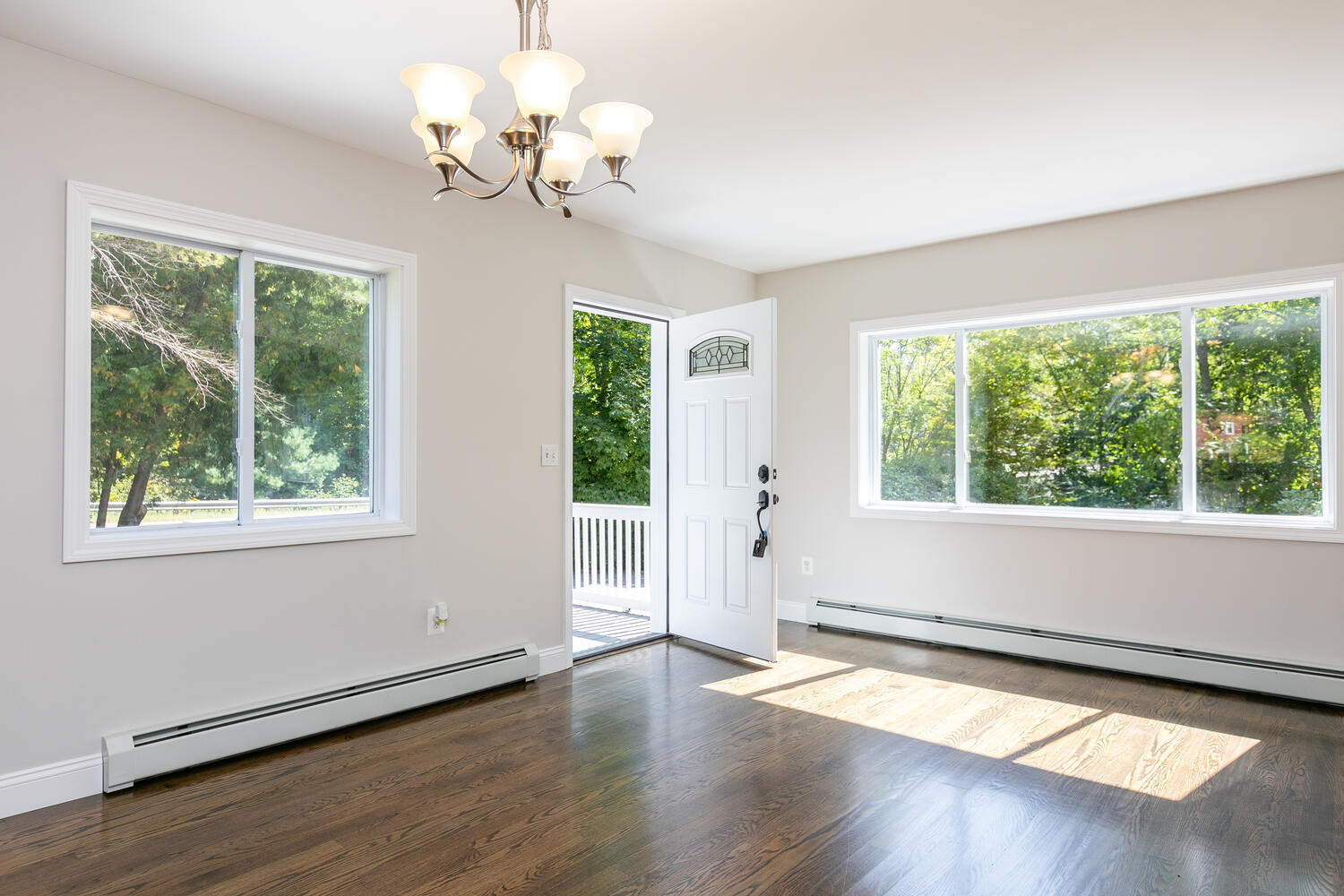 1018 Bridgton Road Westbrook, ME 04092 - Photo 5 of 46 1018 Bridgton Rd Westbrook ME-large-005-