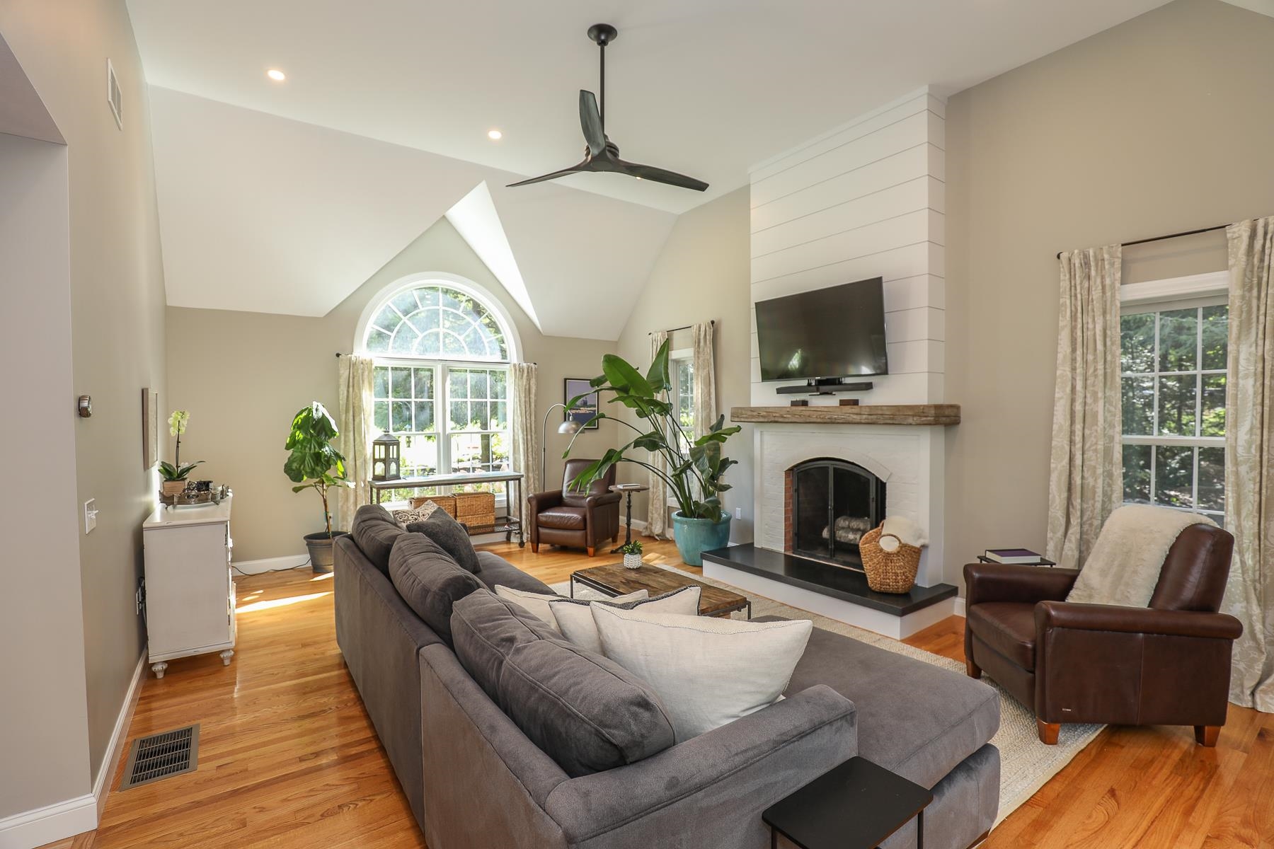 5 Merrill Circle Brentwood, NH 03833 - Photo 19 of 40