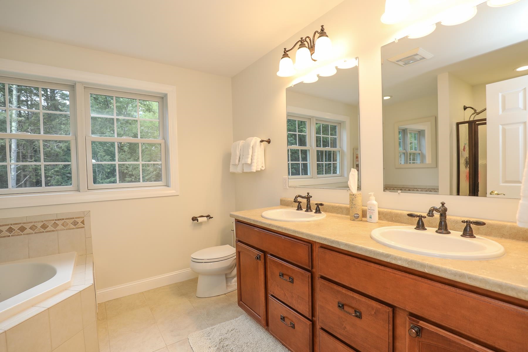 5 Merrill Circle Brentwood, NH 03833 - Photo 33 of 40