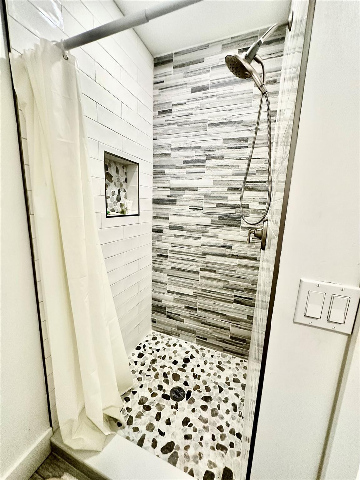 710 Flanders O, Unit 710 Delray Beach, FL 33484 - Photo 18 of 37 Bath One