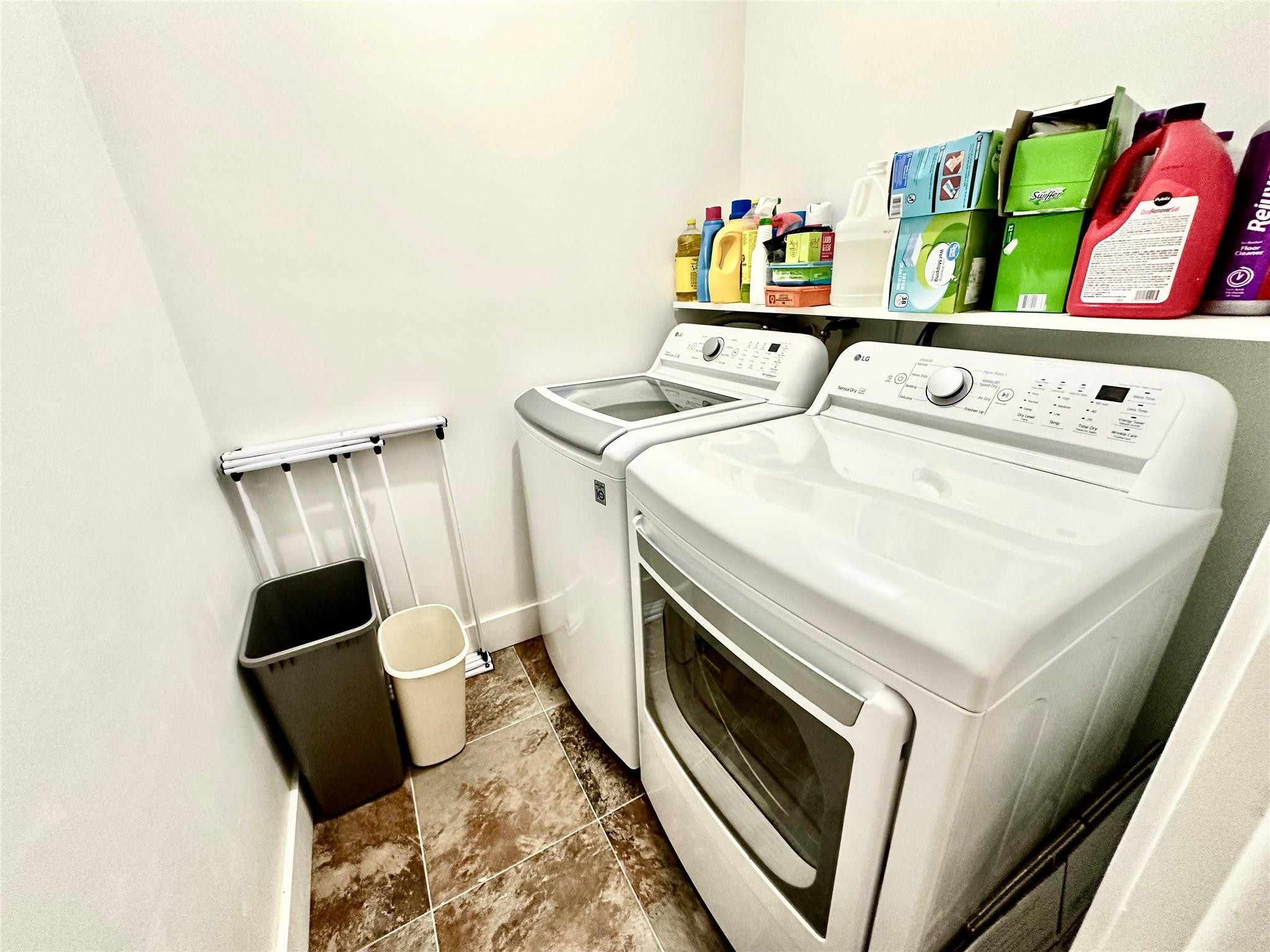 710 Flanders O, Unit 710 Delray Beach, FL 33484 - Photo 27 of 37 Washer/Dryer and Storage