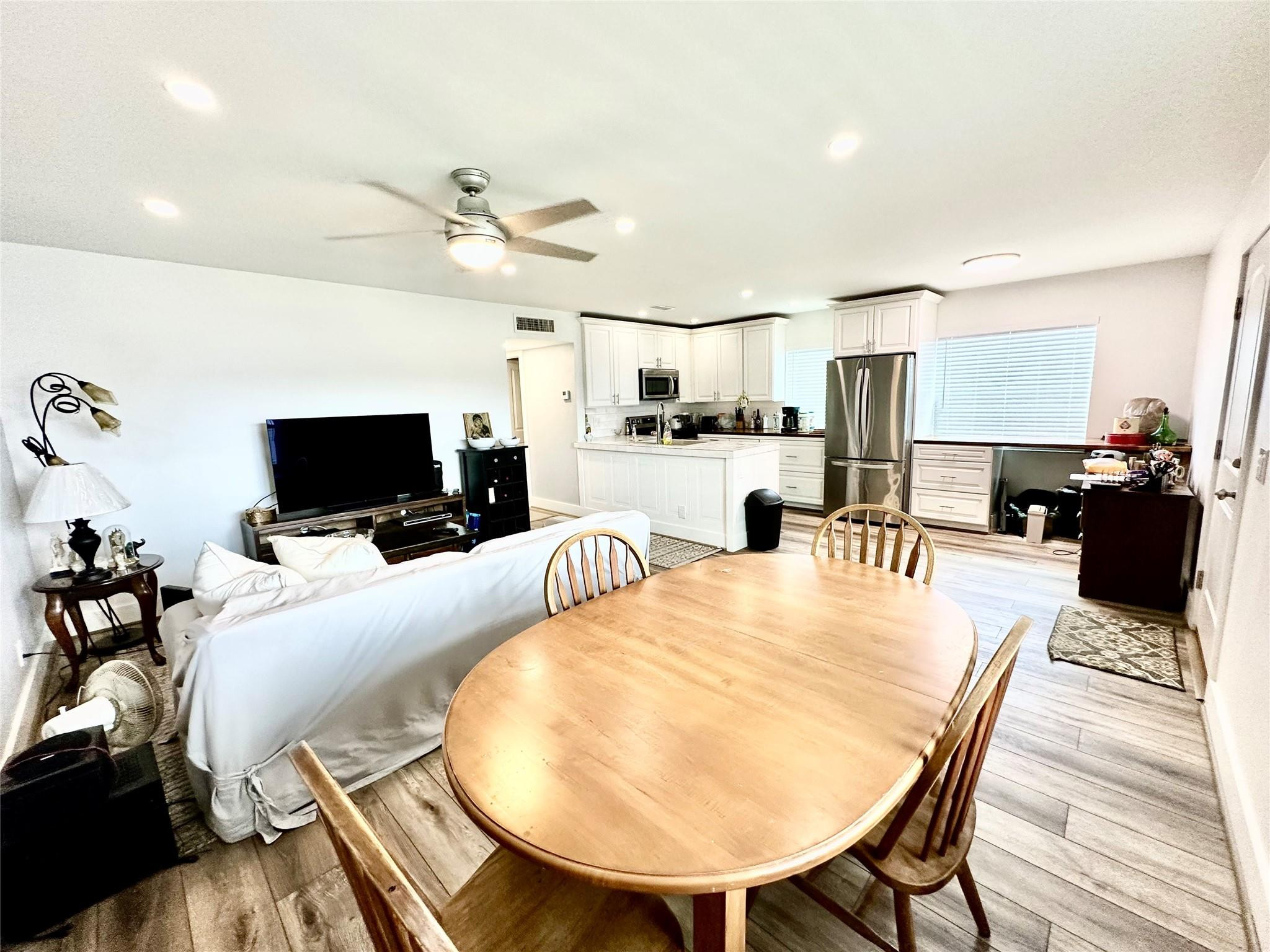 710 Flanders O, Unit 710 Delray Beach, FL 33484 - Photo 8 of 37 Living/Dining to Open Kitchen