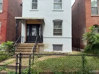 $325,500 | 4439 Oakland Avenue, St. Louis, MO 63110