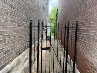 $325,500 | 4439 Oakland Avenue, St. Louis, MO 63110